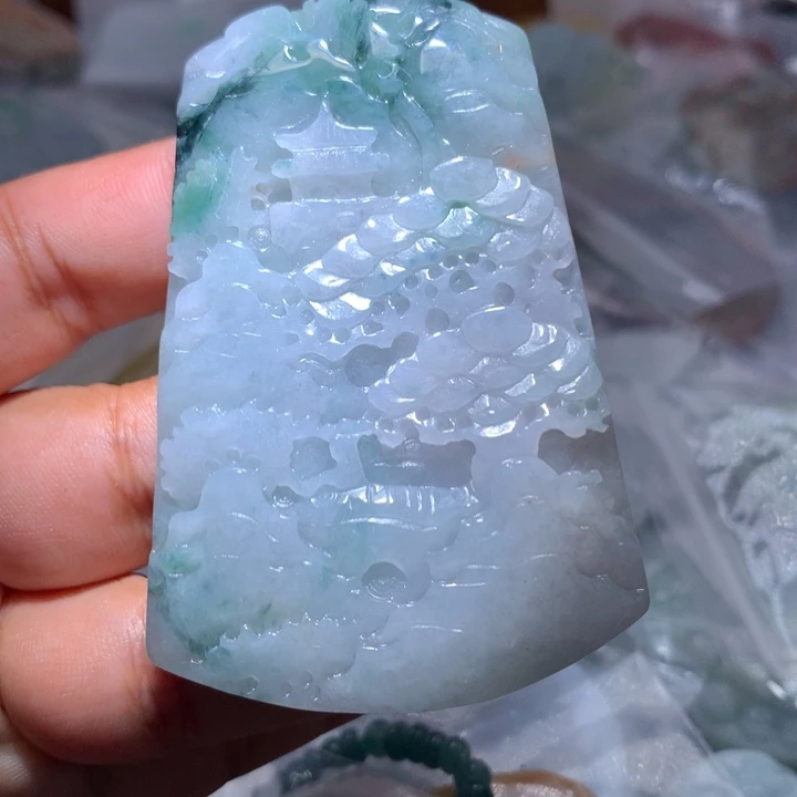 翡翠未镶嵌颈饰保真天然A货翡翠
