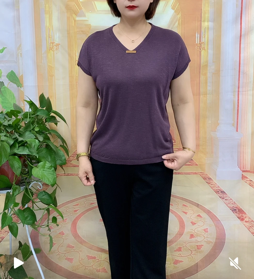 女装轻熟风薄款气质短袖纯色V领简约针织衫