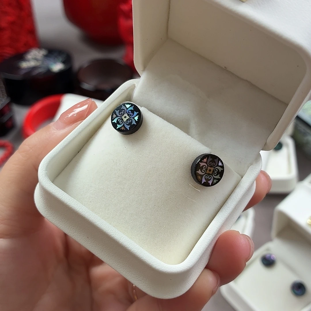 木扬州漆器厂点螺耳钉