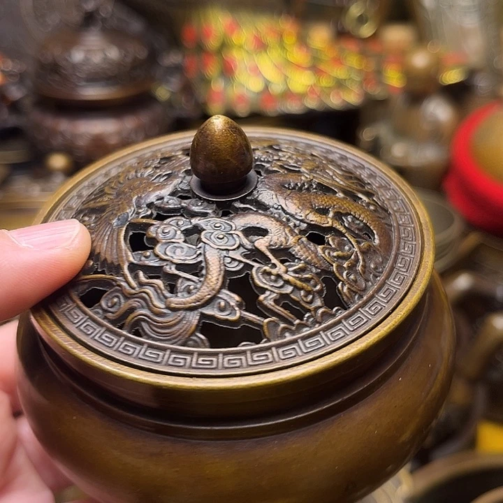 精美铜器批发档口