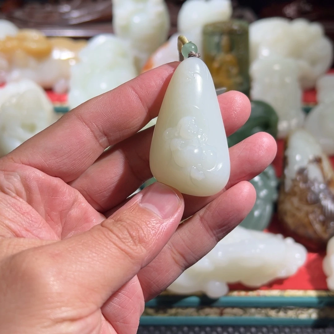 和田玉未镶嵌挂件