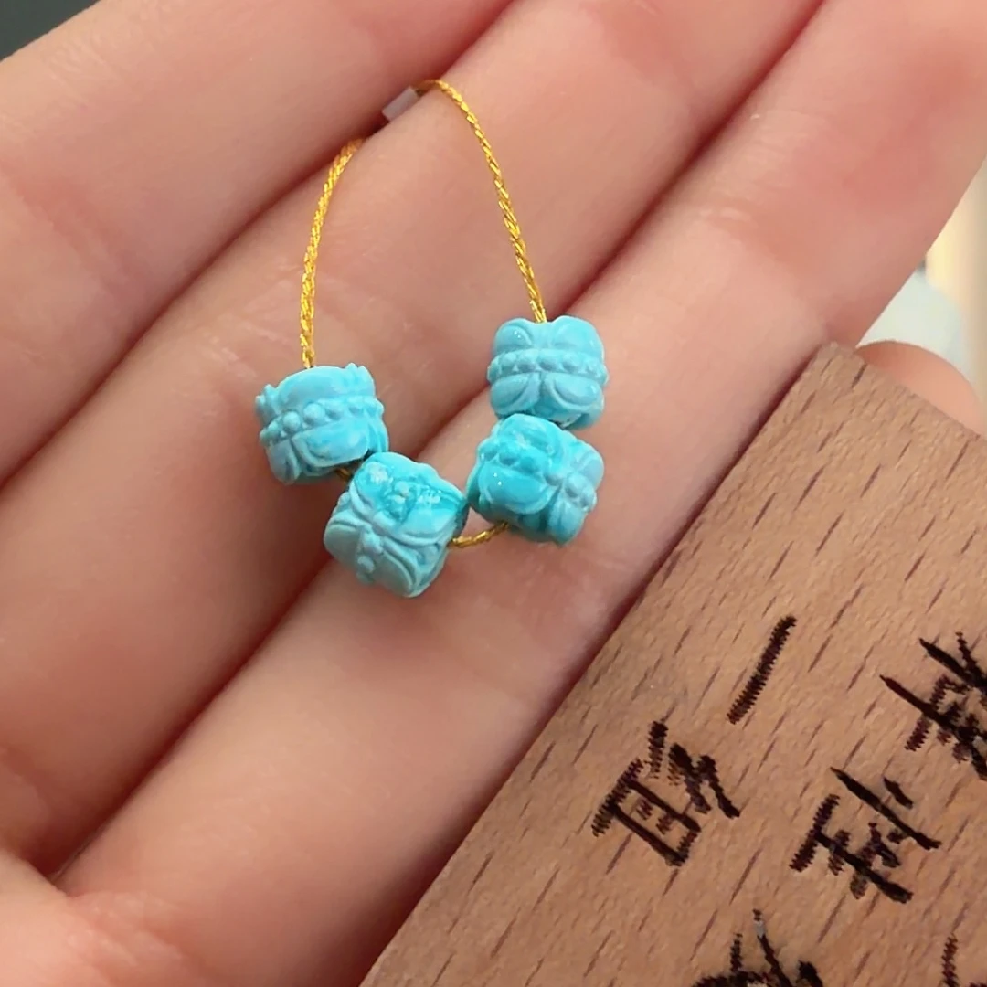 绿松石未镶嵌颈饰