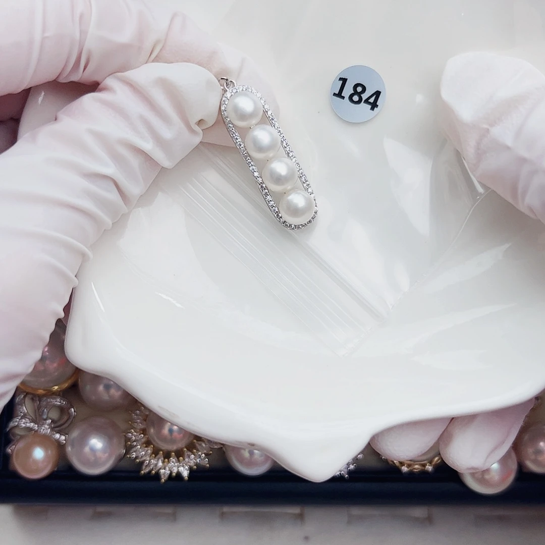 银S925镶嵌淡水珍珠耳饰
