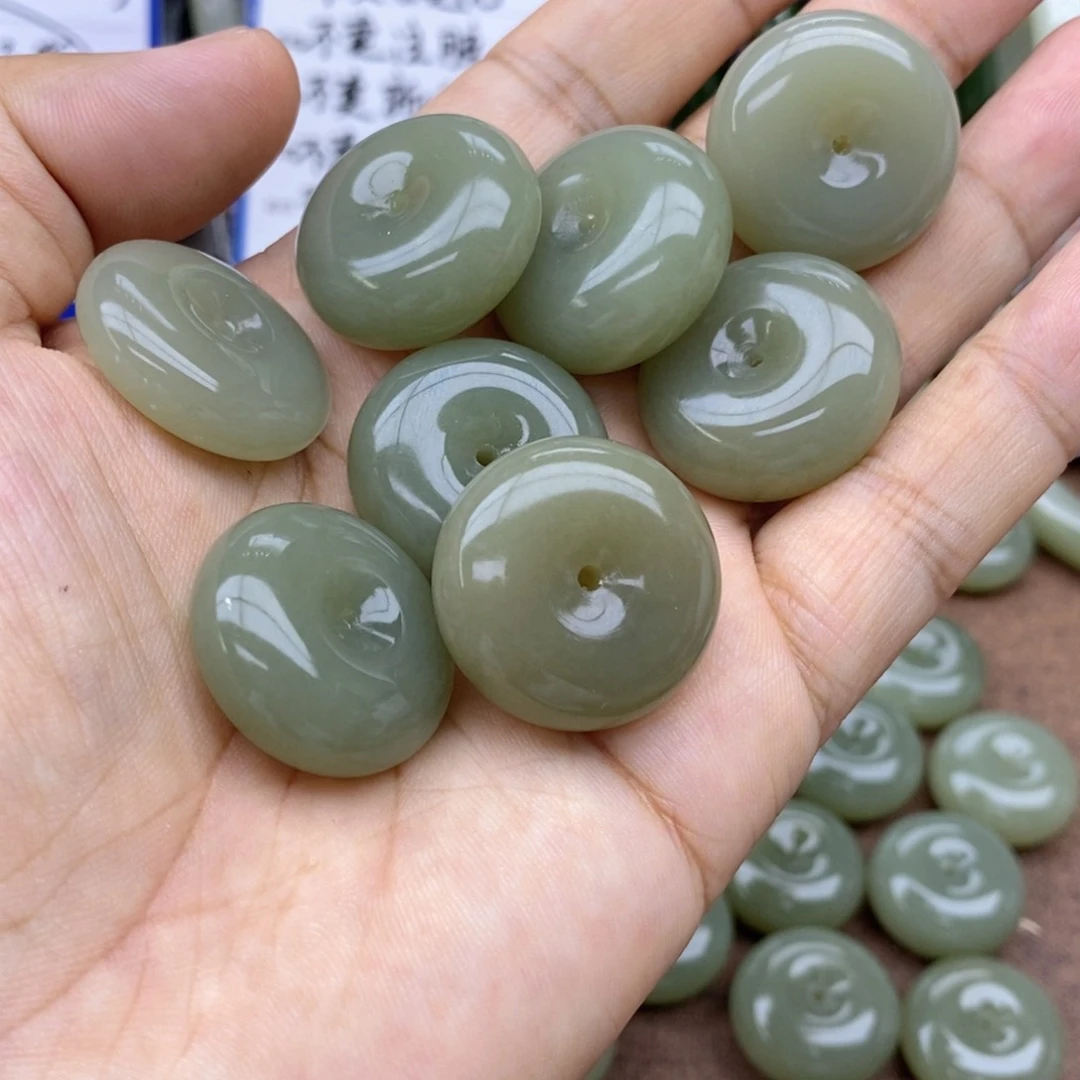 和田玉未镶嵌吊坠(不含链)卡25