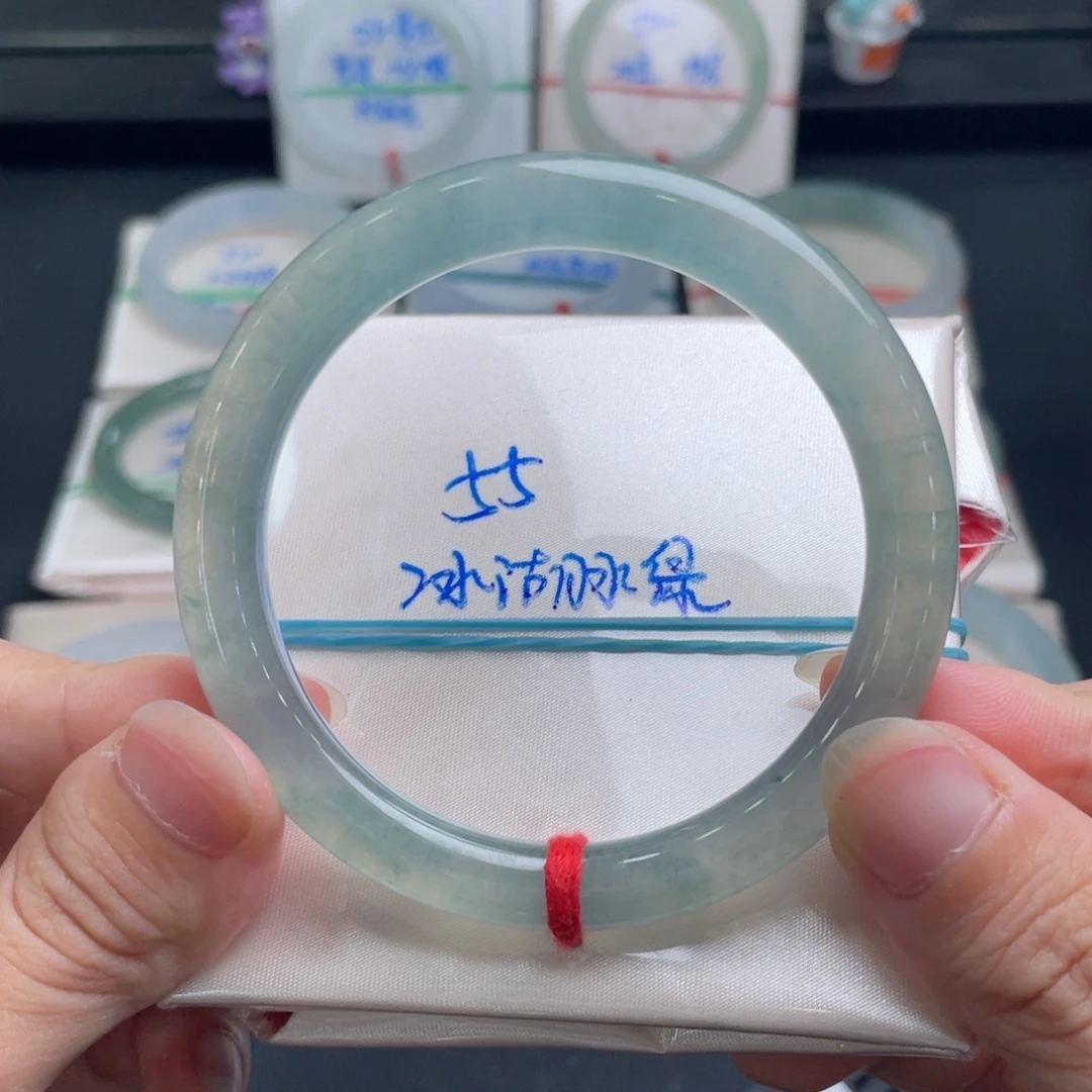 未镶嵌手镯翡翠翡翠手镯