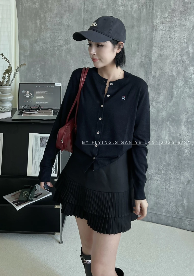 SYL2025秋季新款纯色小熊刺绣开衫58359