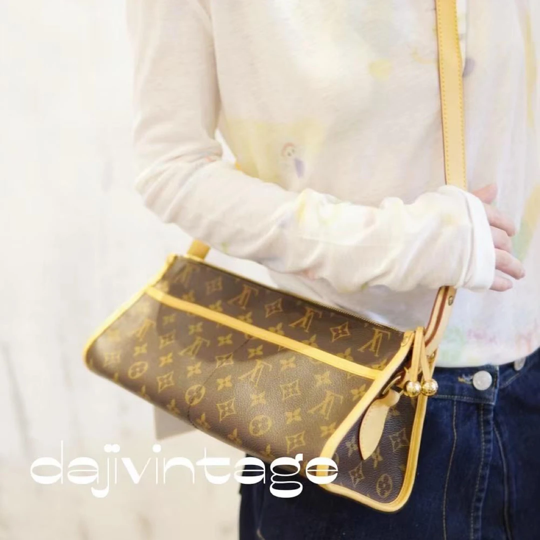 95新 LouisVuitton/路易威登 24期免息大吉中古/三角金球包斜挎包