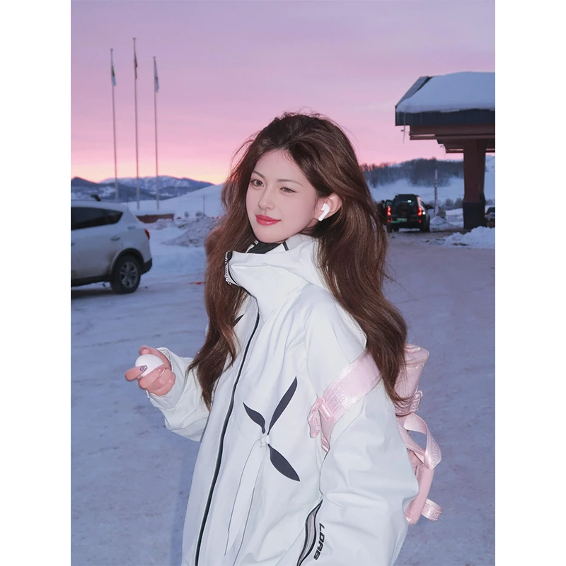 KSKM白色星芒滑雪服套装女2026秋冬新款户外设计防风防水雪服穿搭