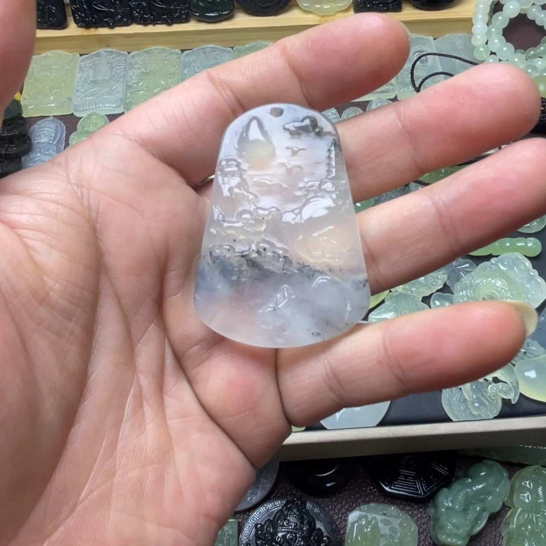 未镶嵌蛇纹石玉颈饰