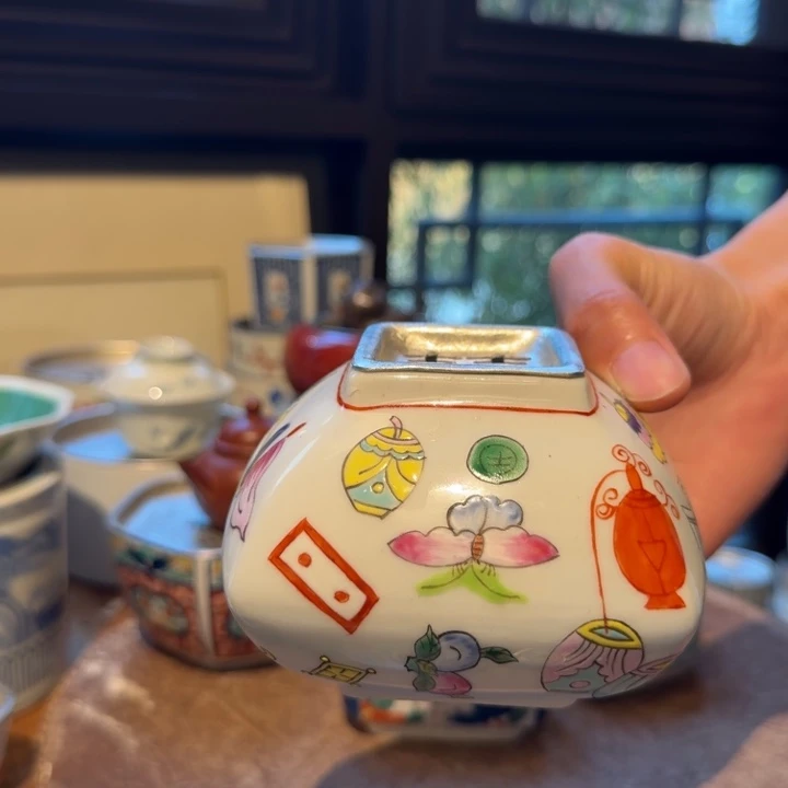 潺***君壶承天的作品是由一