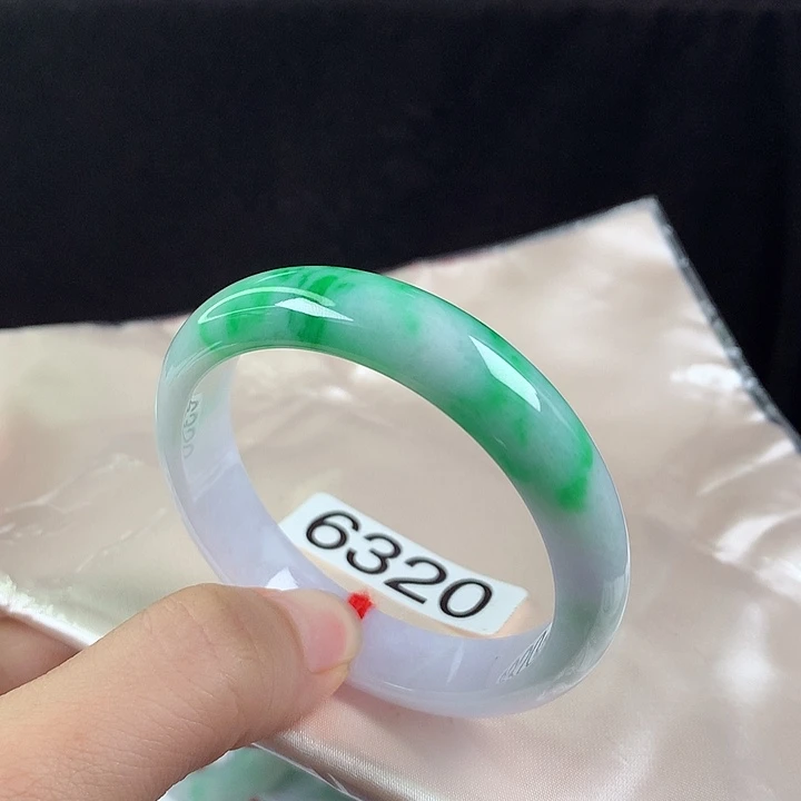 翡翠未镶嵌手镯51圈