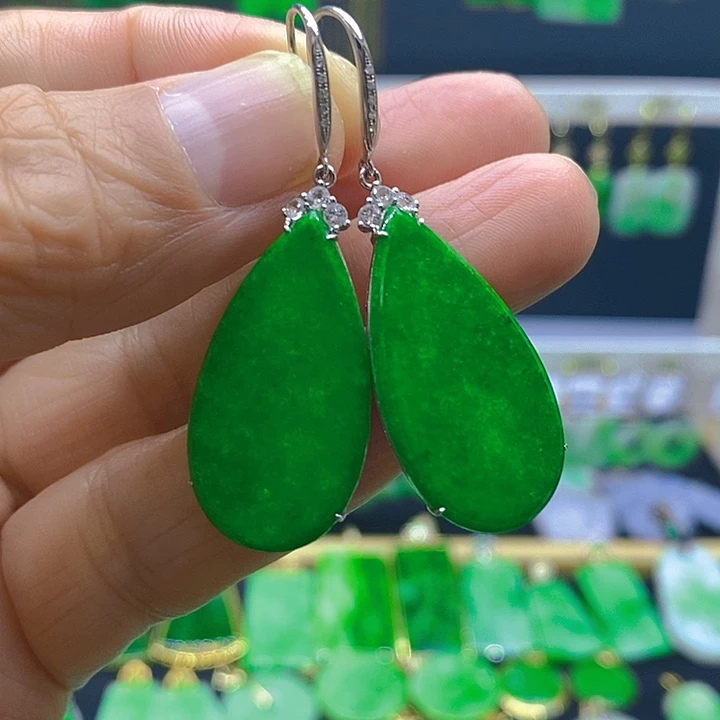 翡翠18K金镶嵌耳饰耳坠