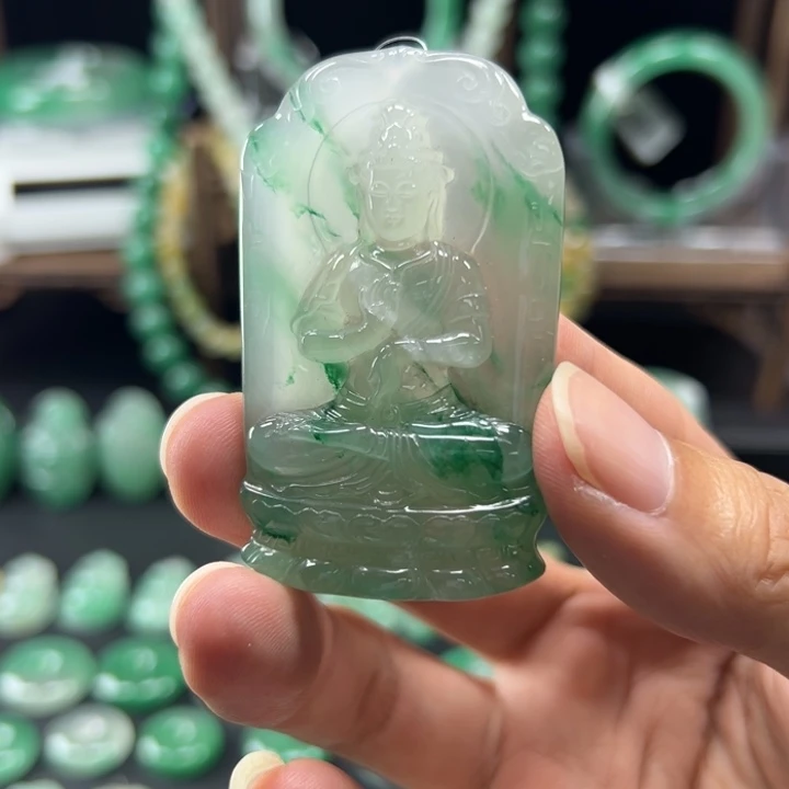 石***馆石英质玉未镶嵌颈饰