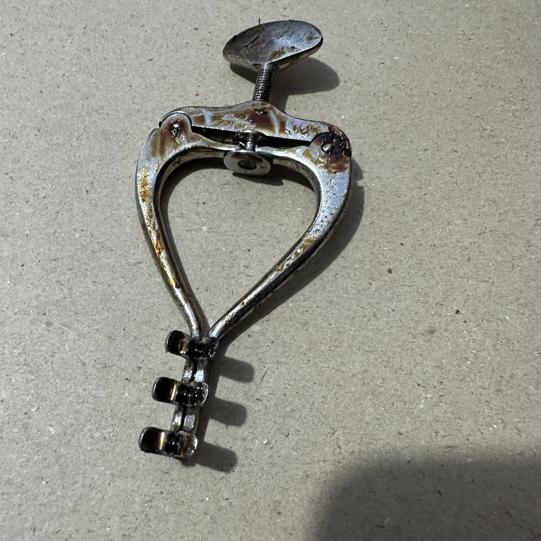 【68E-39】桃形开口爪