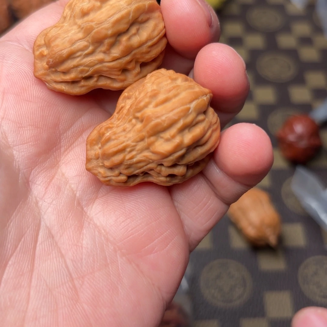 文玩核桃把件110000000