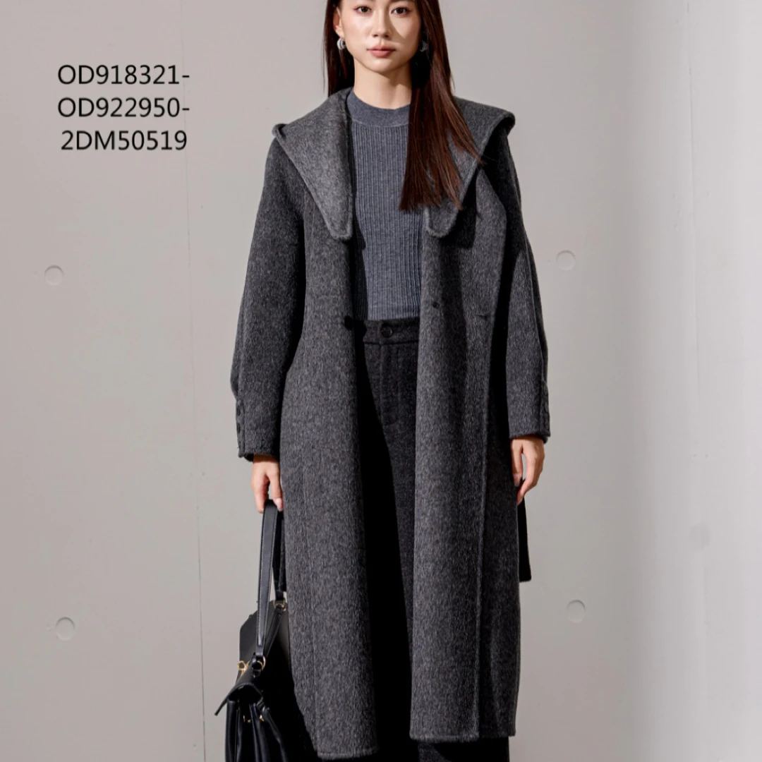 浩洋国际连帽长款灰色大衣