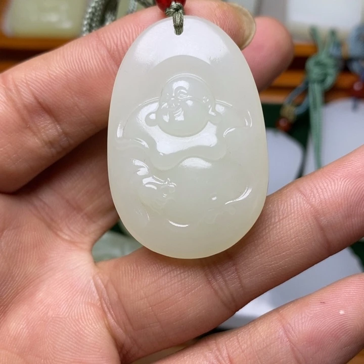 和田玉（糖玉）未镶嵌挂件小佛公