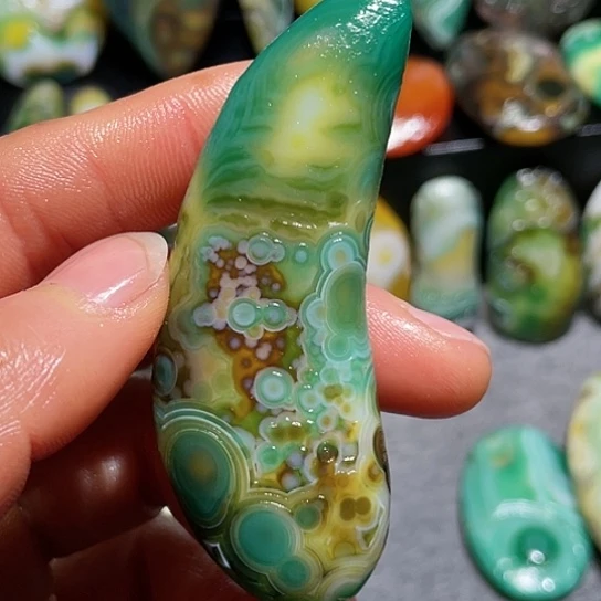 【闪购商品】玛瑙珠宝奇石未镶嵌幸****?