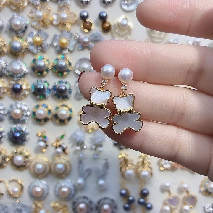 淡水珍珠合金耳饰