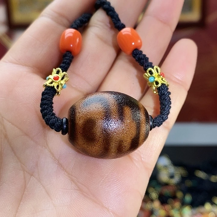 玛瑙/玉髓合金颈饰