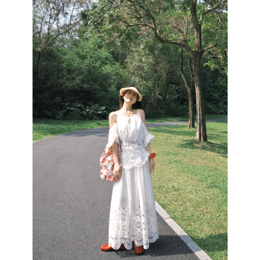 法式轻奢名媛风设计感镂空蕾丝露肩上衣夏日小香风绝美长裙子套装