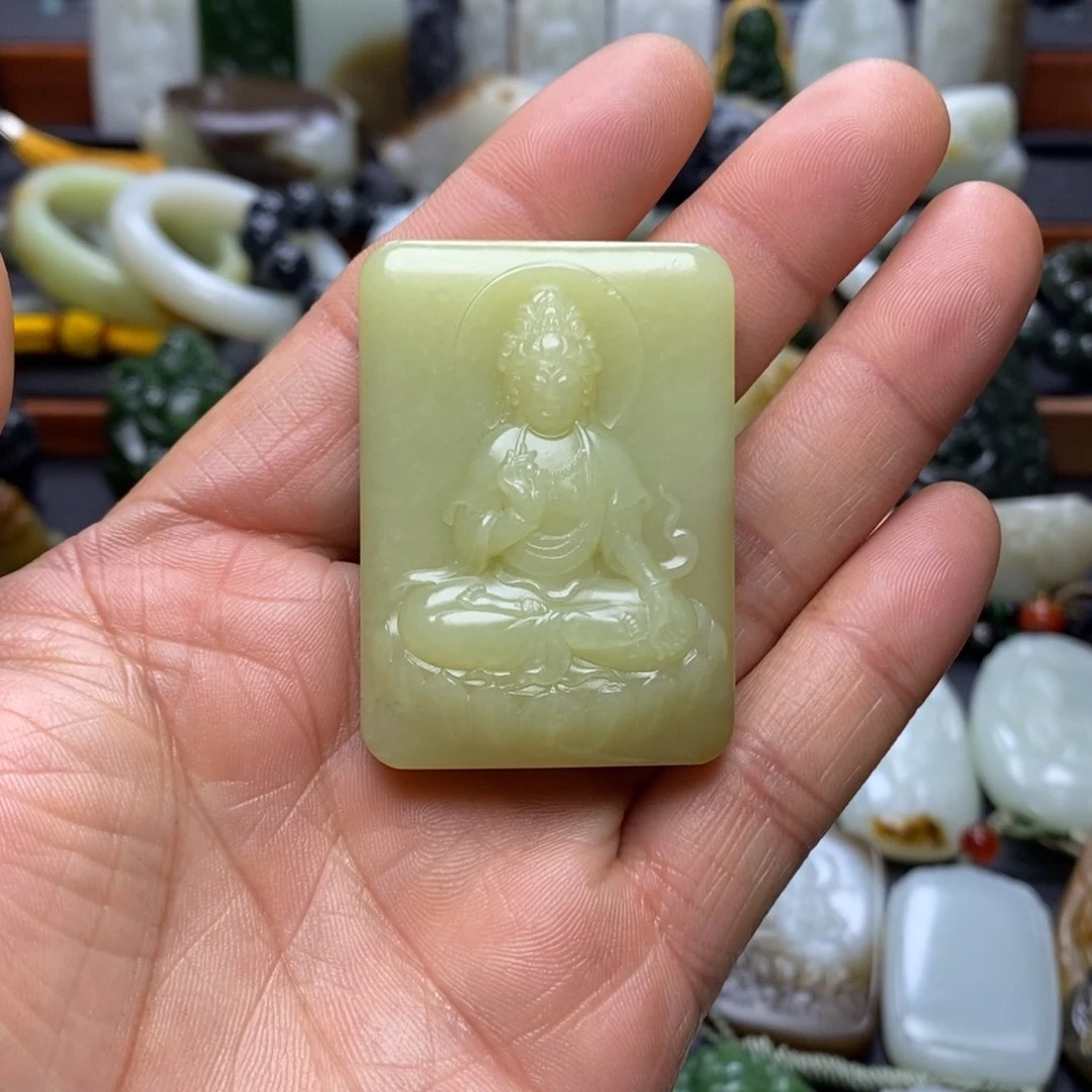 颈饰未镶嵌和田玉