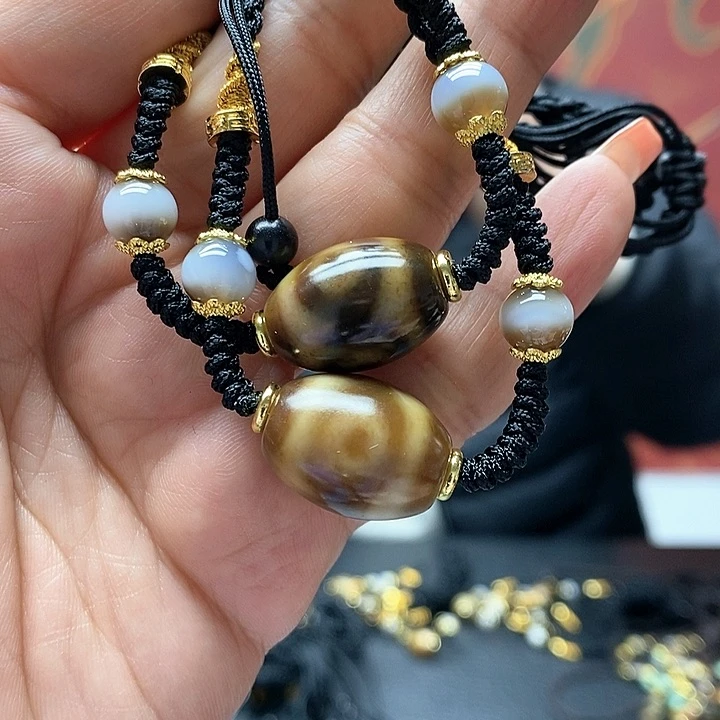 玛瑙/玉髓颈饰合金