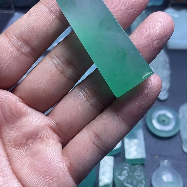 小*草满胶，晴底，飘金丝绿