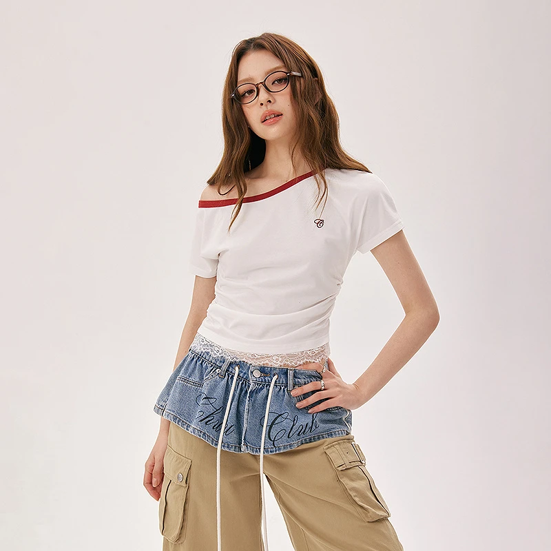CHUU夏季女装字母绣花设计露肩穿搭蕾丝拼接短款辣妹T恤