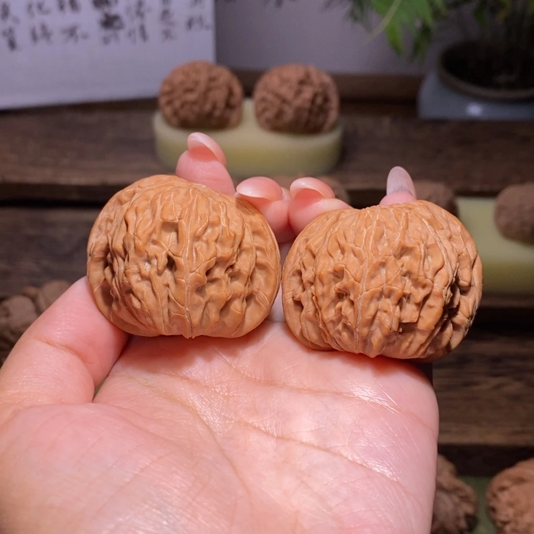糯***a文玩核桃吊坠全品41蝴蝶磨