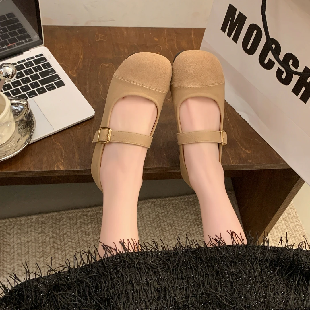 单鞋浅口圆头平底极简风春秋鞋子奶奶鞋休闲复古女鞋2025新款单鞋