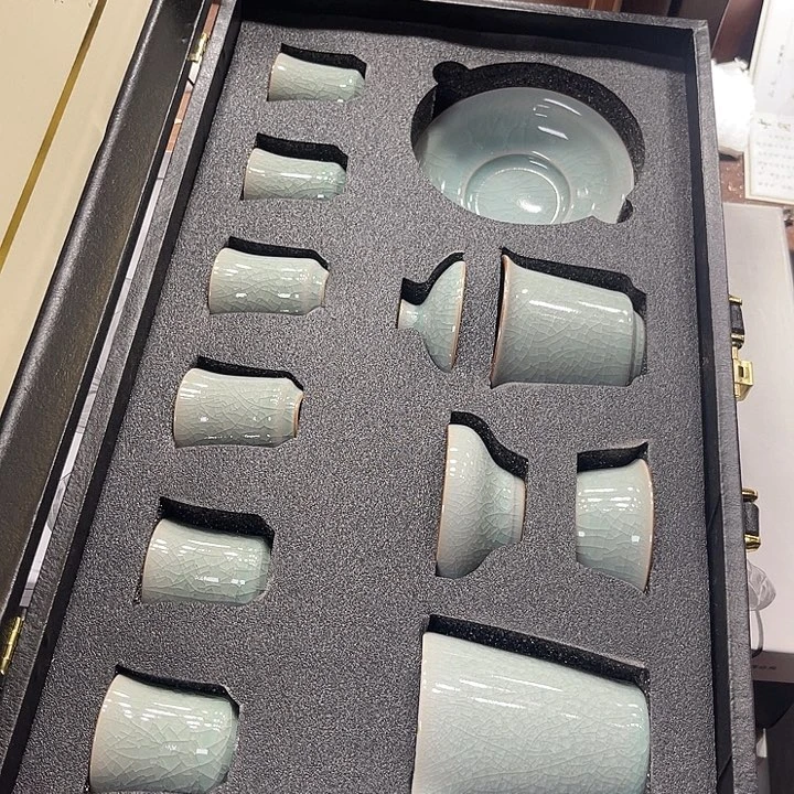 孤品茶具套装等。