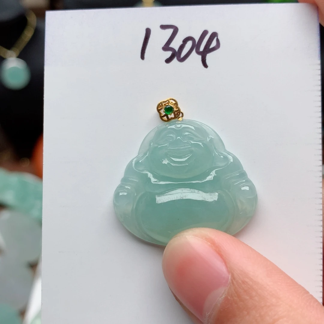 翡翠颈饰18K金镶嵌吊坠