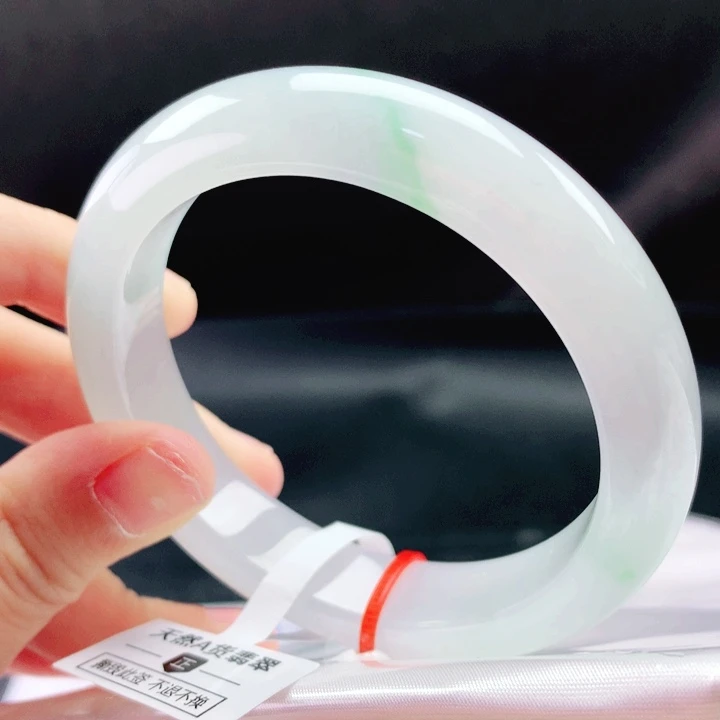 翡翠未镶嵌手镯53圈