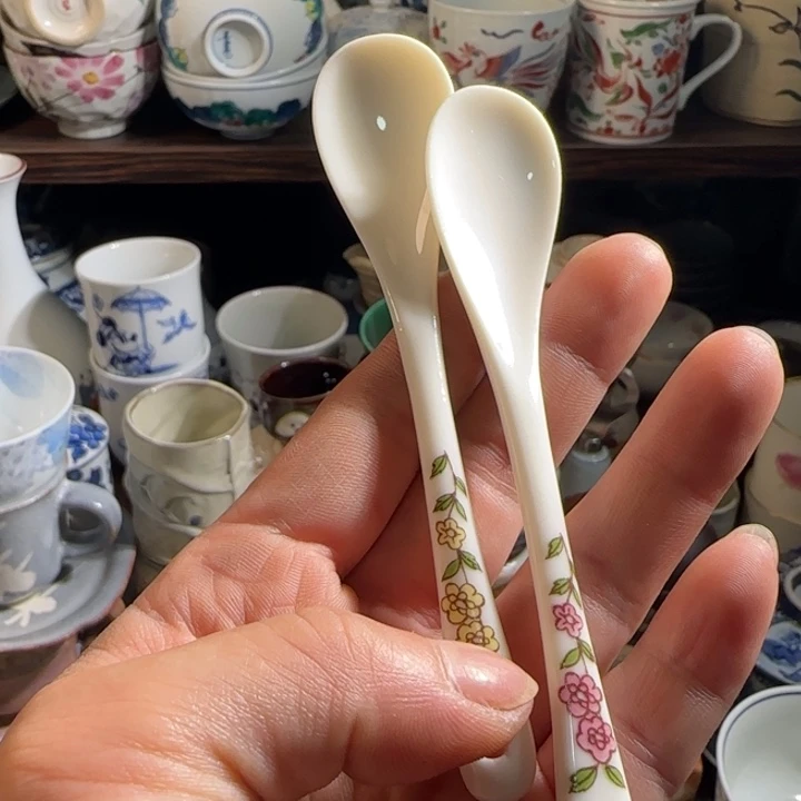 0000满18米包邮，默认微瑕谨慎参拍，不退不换