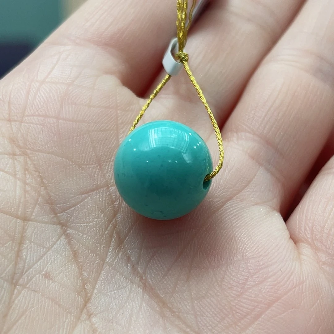 绿松石颈饰未镶嵌