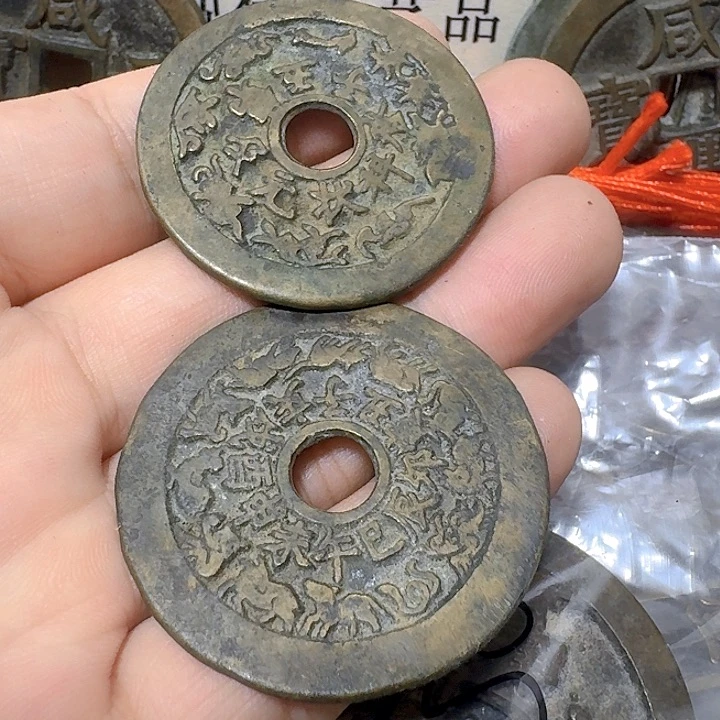 珍***。铜现代工艺品花钱