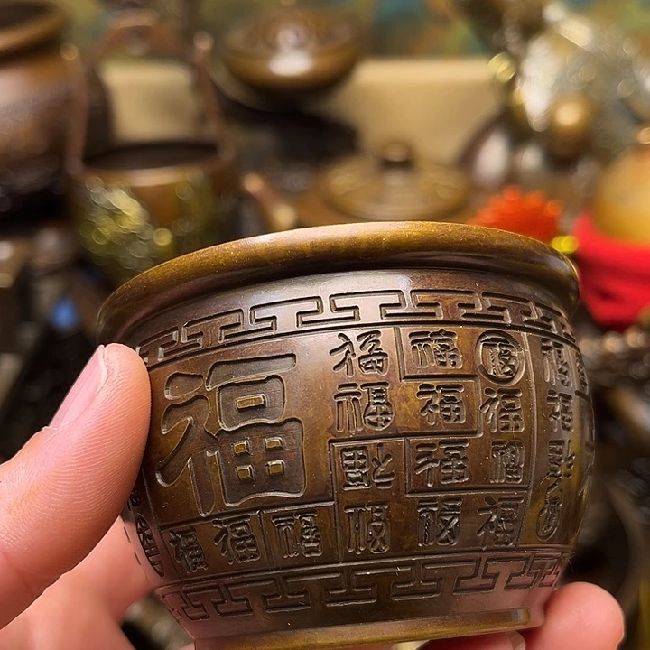 精美铜器批发档口