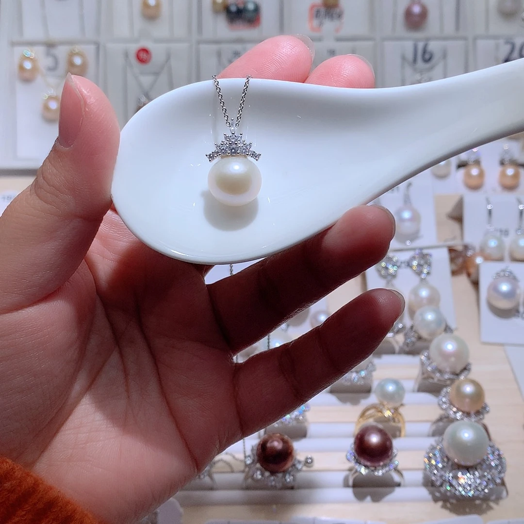 淡水珍珠未镶嵌吊坠(赠链)CC12.3mm