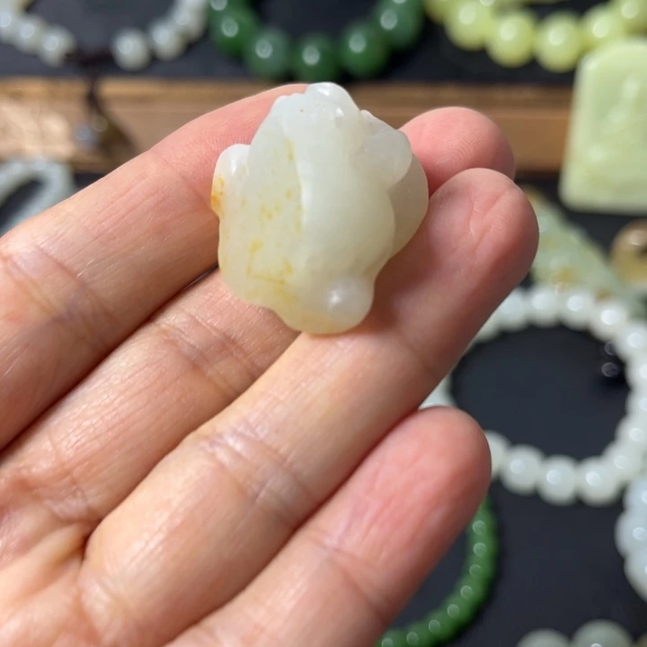 和田玉未镶嵌吊坠(不含链)