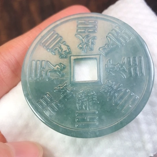 翡翠未镶嵌颈饰缅甸A货，每天下午1点半开播