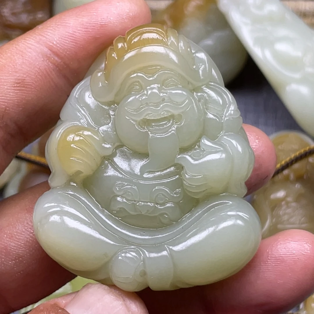 和田玉未镶嵌颈饰道***步