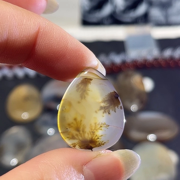 玛瑙/玉髓未镶嵌吊坠(不含链)