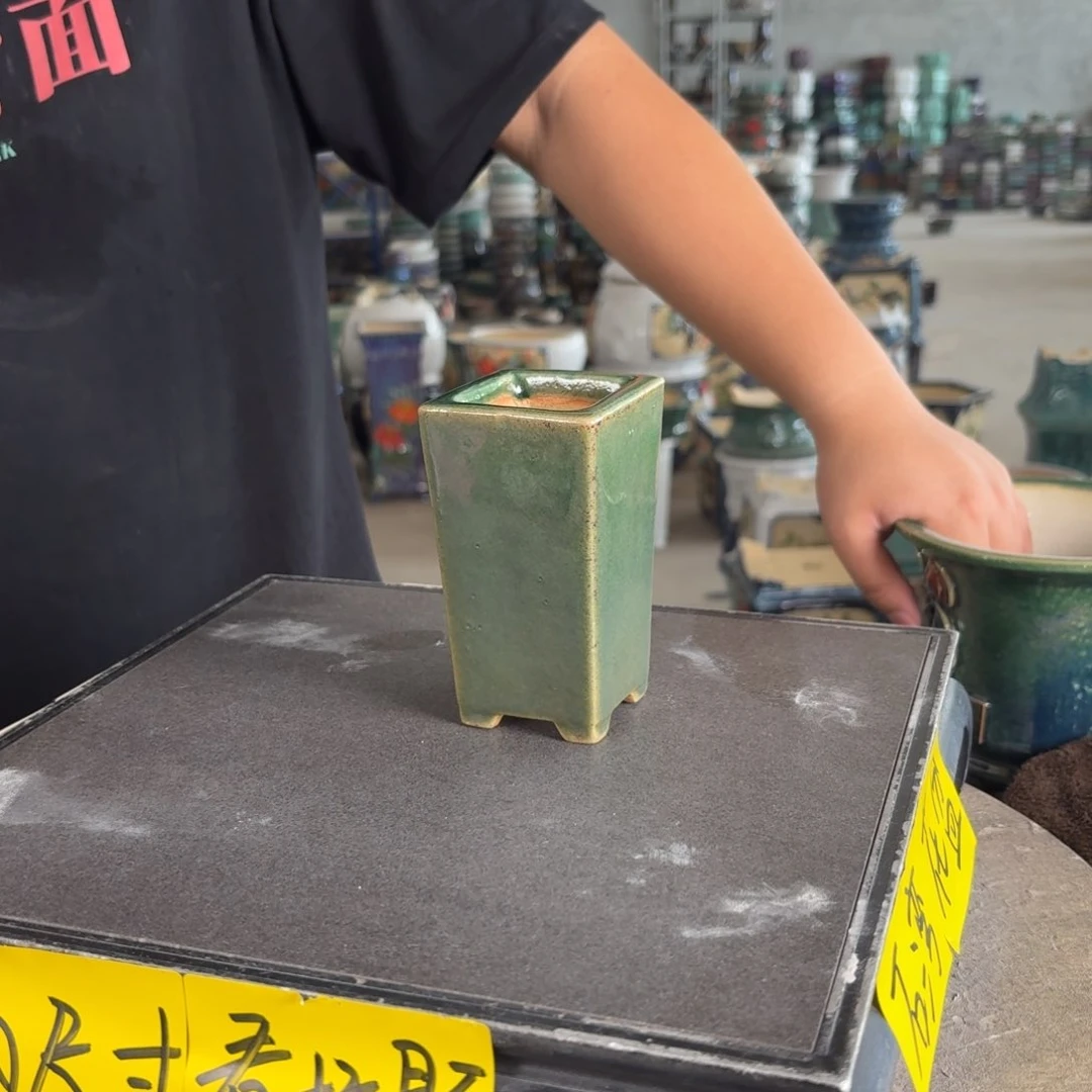 。一风堂石湾花盆 微瑕 内4*9