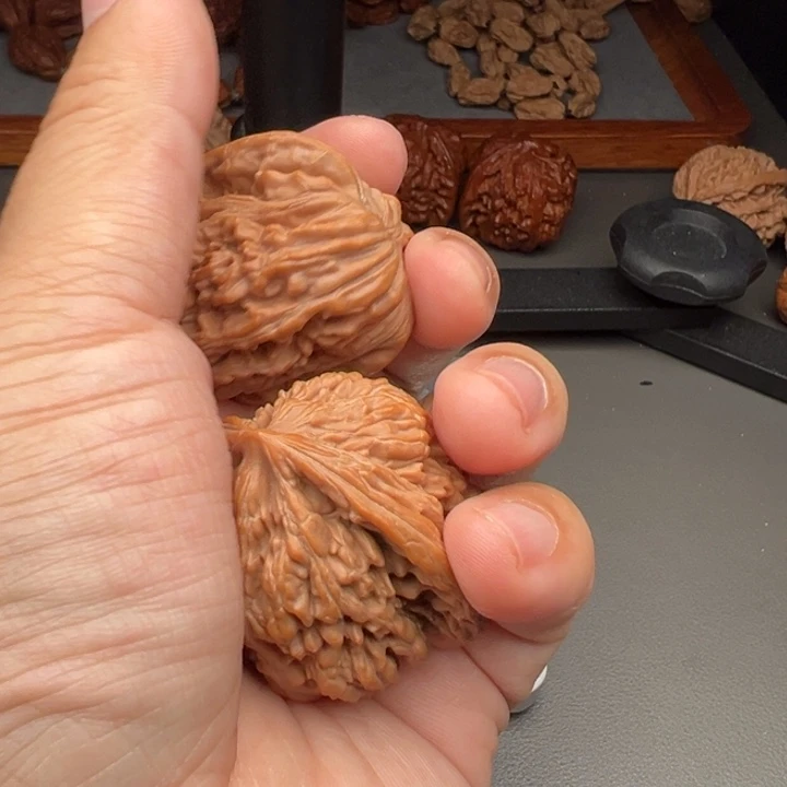 *****文玩核桃把件楼子