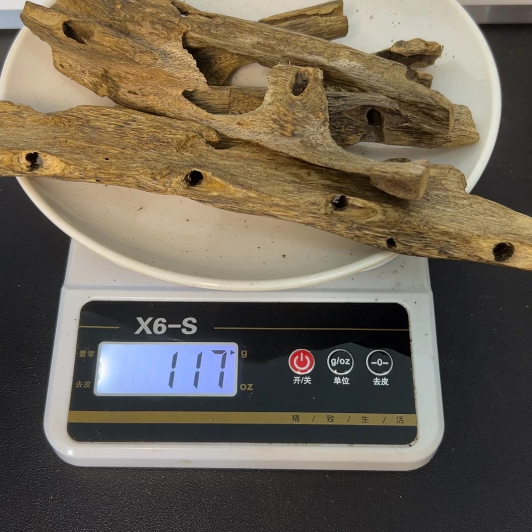沉香碎屑沉香陆河虫眼