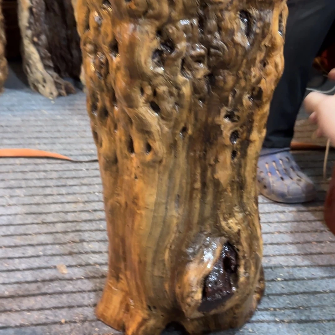 B***o龙纹鸡心枣木手工艺品