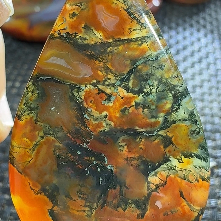 知***难玛瑙/玉髓未镶嵌颈饰