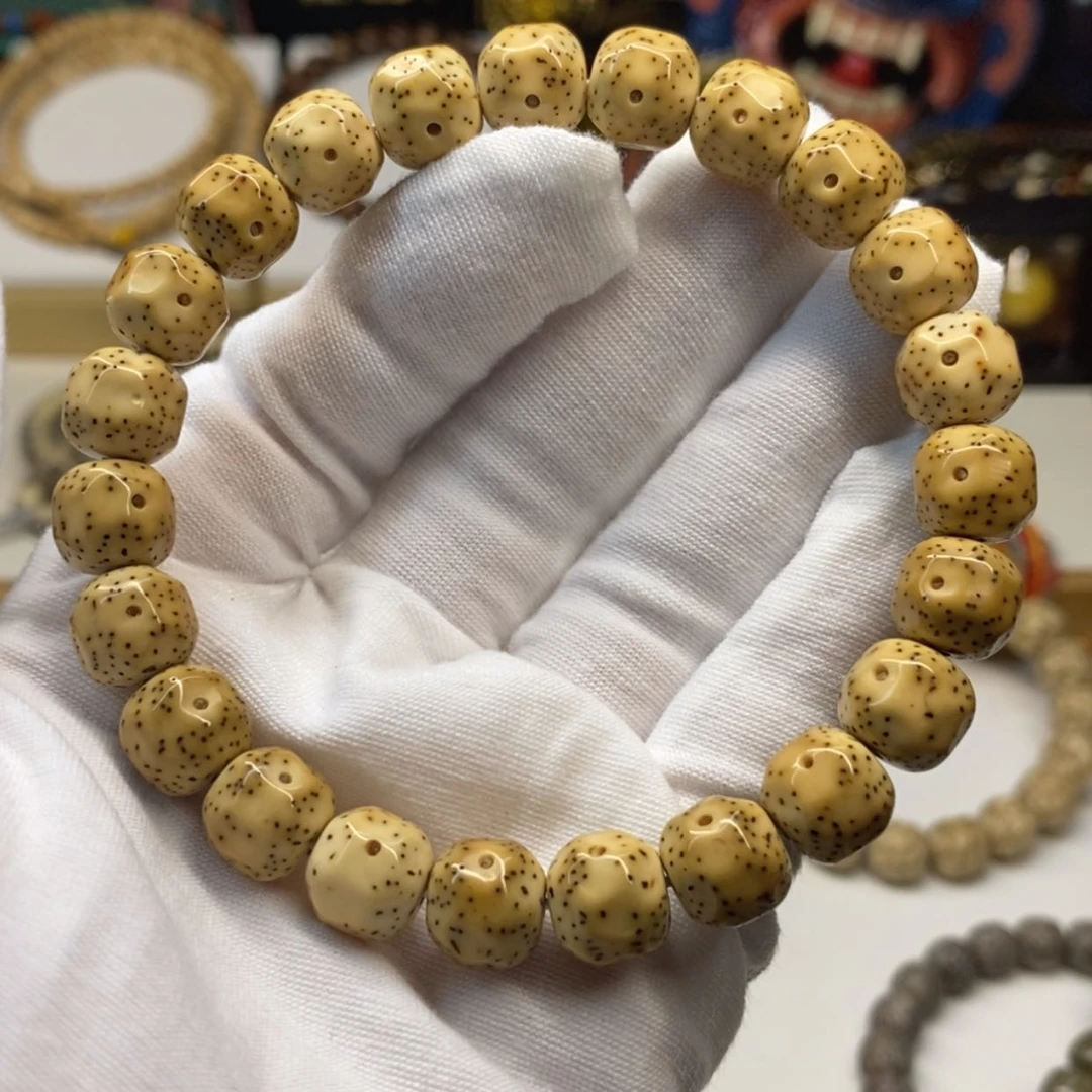 【闪购商品】吊坠星月菩提瓷白无相