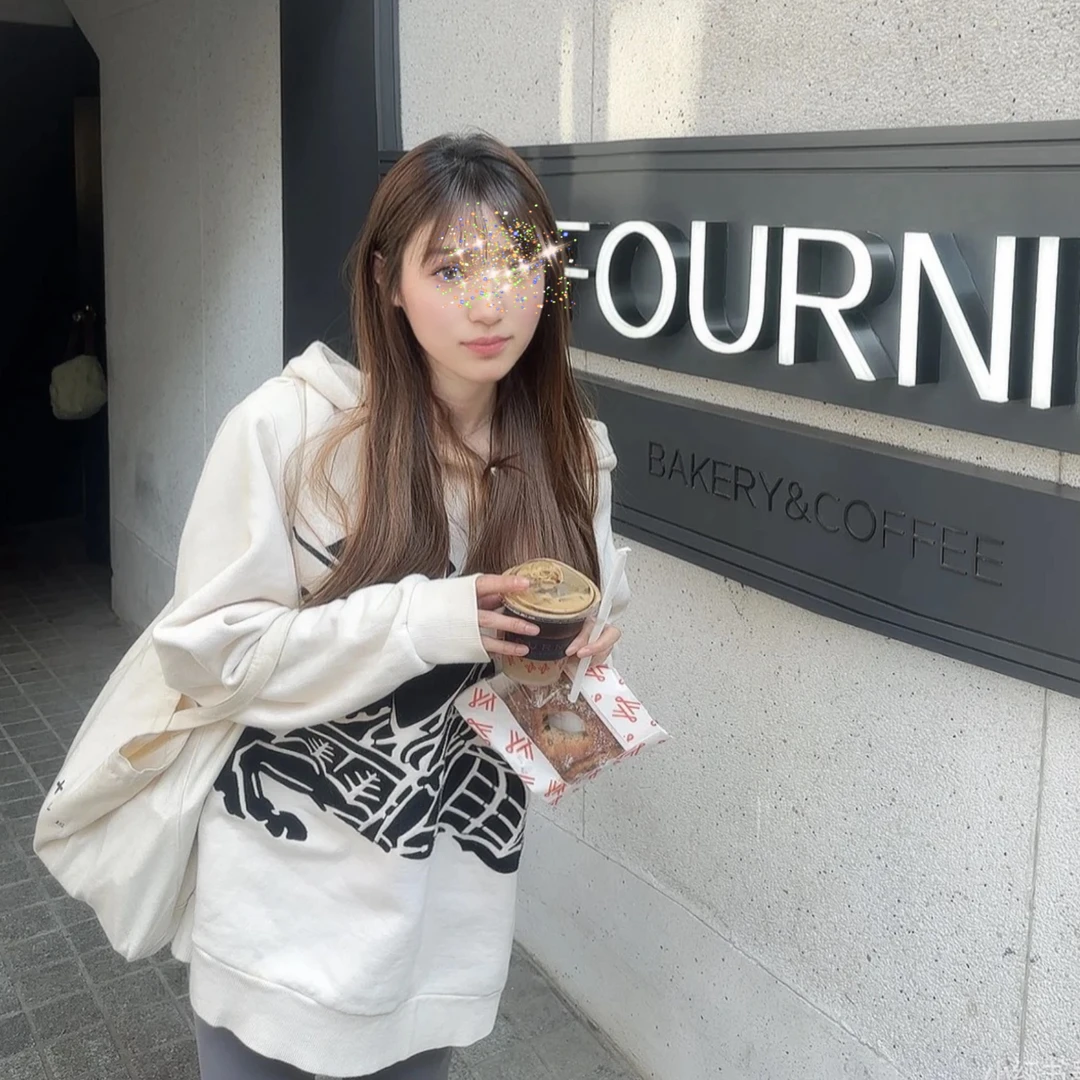 99新 BURBERRY/博柏利 001796 米色大战马logo卫衣 M码